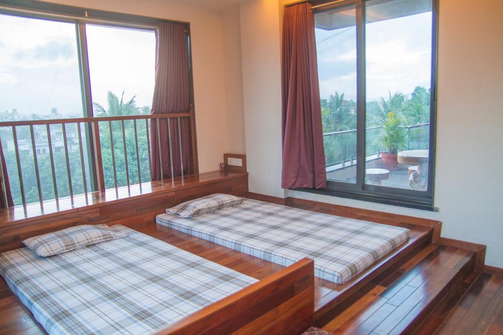 Gulmohar - Luxurious Penthouse Family Rooms Колхапур Экстерьер фото