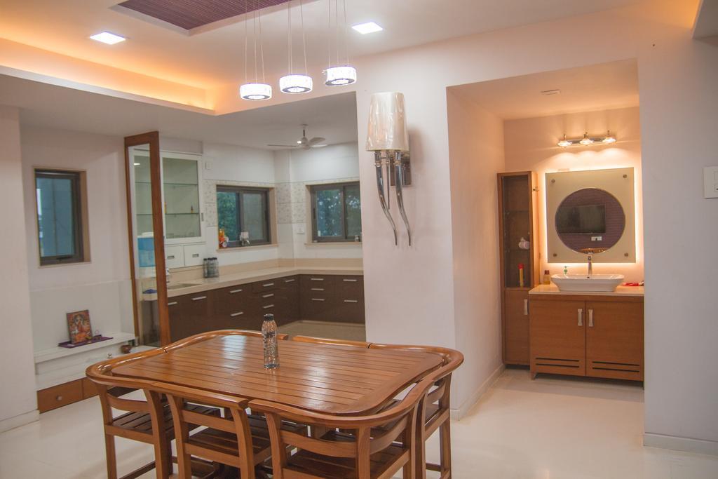 Gulmohar - Luxurious Penthouse Family Rooms Колхапур Экстерьер фото