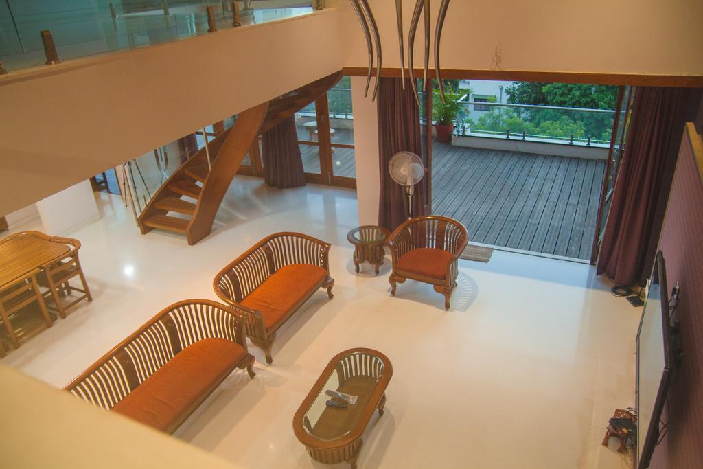 Gulmohar - Luxurious Penthouse Family Rooms Колхапур Экстерьер фото